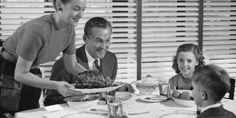 The Importance of Family Dinners: Why We Should Bring It Back - Finance
